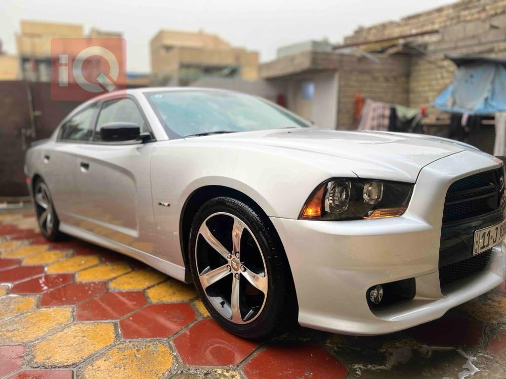 دودج تشارجر